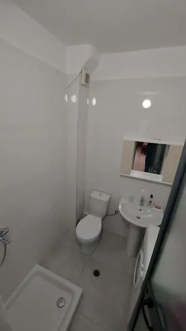 Family-Friendly 2-Br Apartment In Tirana 0*,  Albania